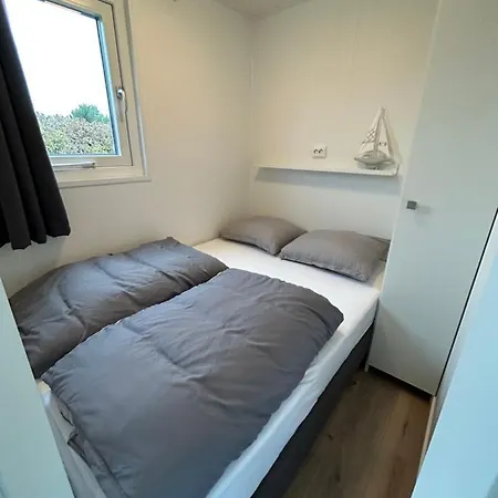 Tiny House In De Duinen Aan Zee