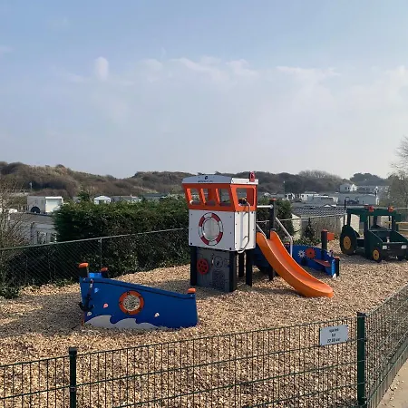 Tiny House In De Duinen Aan Zee Chalé IJmuiden