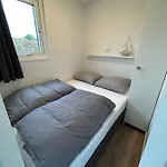 Tiny House In De Duinen Aan Zee